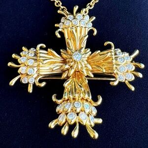 Tiffany & Co. 18k yellow gold 1.18ctw diamond Jean Schlumberger Maltese Cross Cl